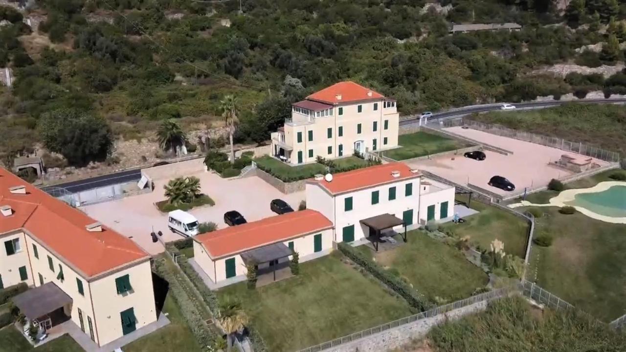 Cluxury-Torre Dei Saraceni Boutique Apt By The Sea Beach, Pool,Private Jacuzzi, Parking Cervo Exterior photo